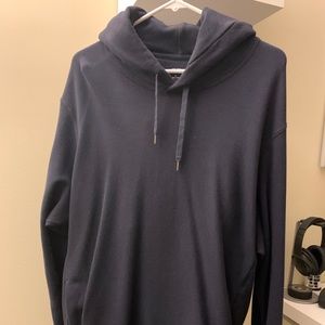 Uniqlo Sweatshirt